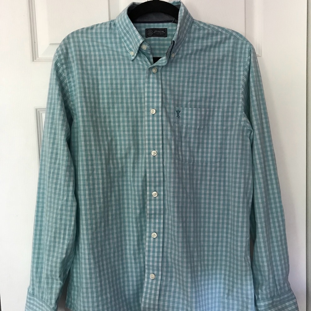 Blue Checkered Buttoned Up Dress Shirt